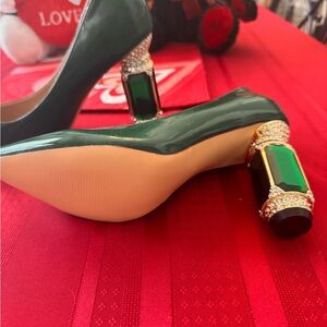 Chic Green Heels with Gemstone Accents